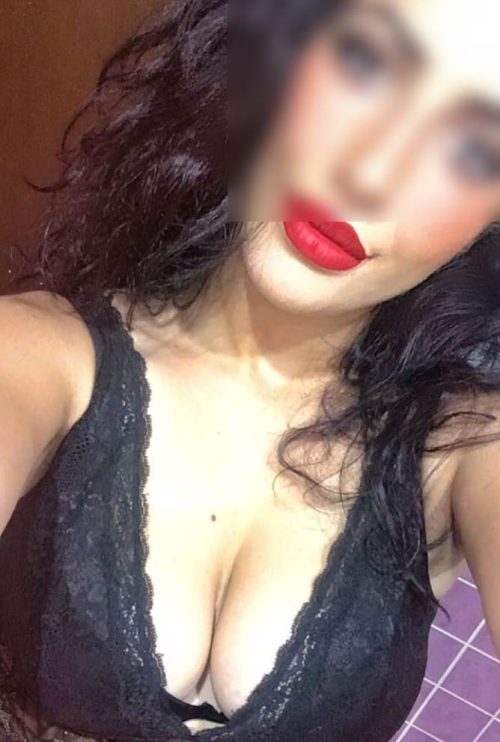 Fille arabe du Mans recherche mec pour un plan cul